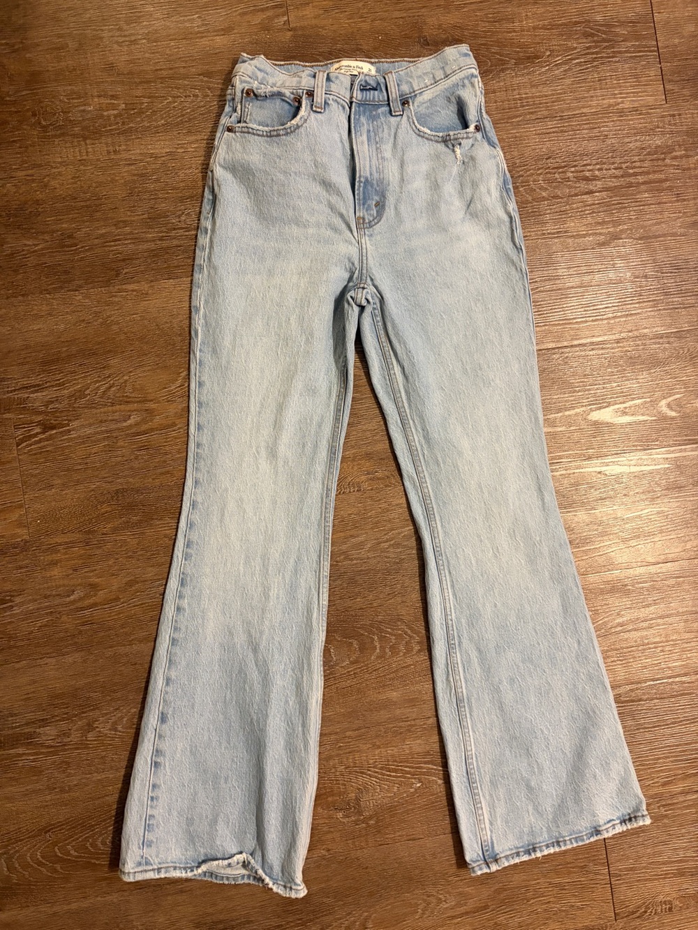 Abercrombie & Fitch Vintage Flare High Rise